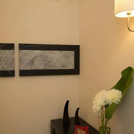 Salernoprestige بيت ضيافة 4*